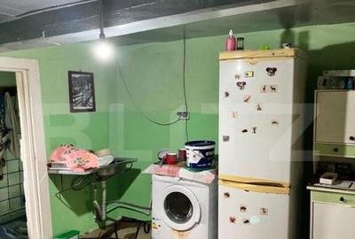 Casă cu 4 camere cu Teren 4600 Mp în Central