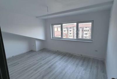 Apartament cu 3 camere în Bragadiru - 2
