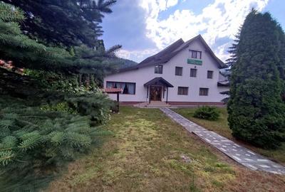 Casă cu 4 camere în Central - 3