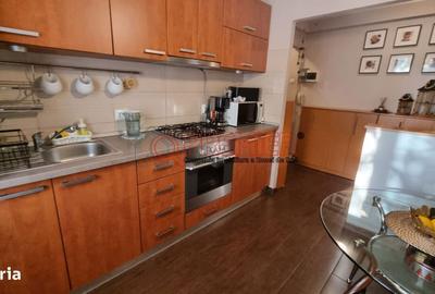 Apartament cu 3 camere semidecomandat în Alexandru Obregia - 16