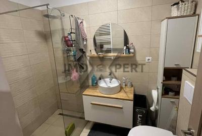 Apartament cu 2 camere, parcare, zona Vivo - 7