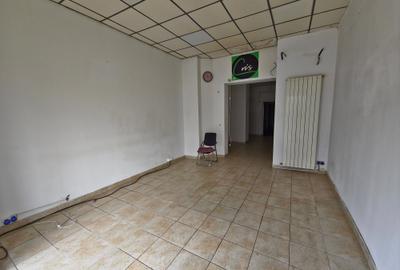 Spațiu comercial, de 54 mp, în Casa de Cultură - 2