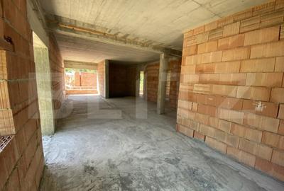 Casă cu 3 camere cu Teren 500 Mp în Central - 9