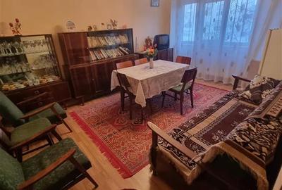 Apartament 4 camere decomandat - etajul 2 - bloc din 1980 - 90 mp - 3