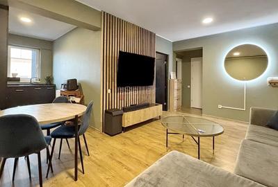 Apartament cu 3 camere decomandat, mobilat în Triaj