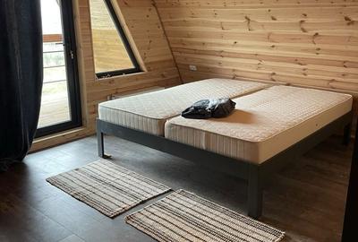 Casă cu 4 camere în Izvoarele - 1