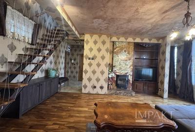 Apartament 3 camere 100 mp pe 2 etaje zona Horea central, de închiriat - 2