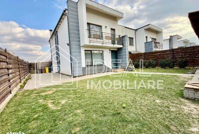 Casă cu 3 camere cu Canalizare în Central