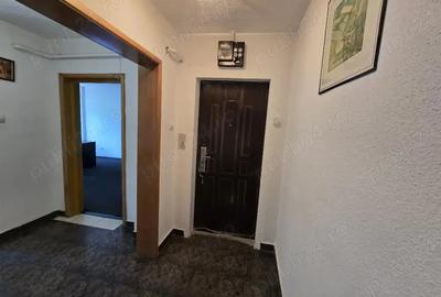 Uitracentral,Ploiesti, Republicii,inchiriez ap 2 camere ,parter - 5