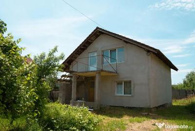 Casă cu 7 camere în Central