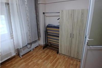 Apartament cu 3 camere decomandat în Circumvalațiunii - 1