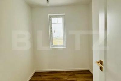 Casă cu 4 camere cu Teren 269 Mp în Remetea Mare - 9