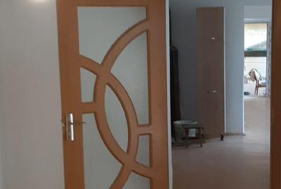 Casă cu 6 camere în Țânțăreni - 9