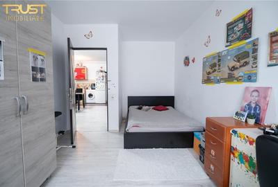 3 camere l Mobilat si utilat l Parcare l Str.Razoare - 1