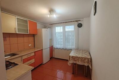 Garsonieră decomandată, mobilată în Astra - 13