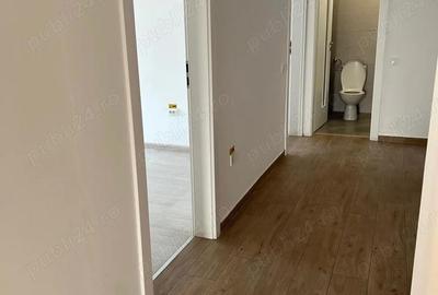 Apartament cu 3 camere decomandat în Exterior Vest - 4