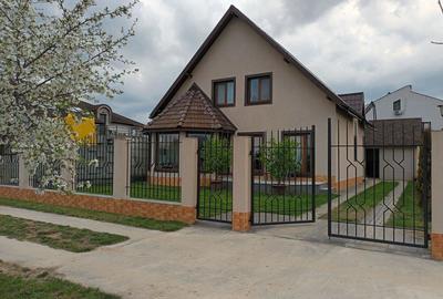 Casă cu 5 camere cu Teren 348 Mp în Viforâta - 10