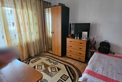 De vânzare apartament 3 camere, Prudu - Complex 2 - 4