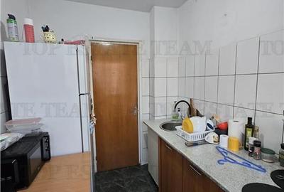 Apartament cu 3 camere semidecomandat în Militari - 9