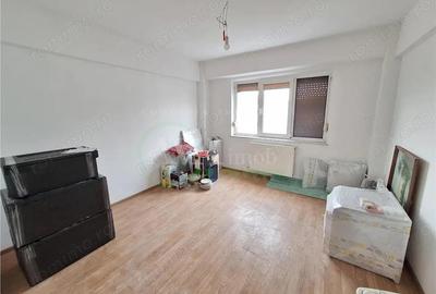 Apartament 4 camere decomandat Milcov-Bacau - 14