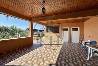 Casă cu 4 camere cu Teren 895 Mp în Corbu - 8