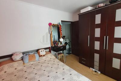 Apartament cu 4 camere decomandat, mobilat în 13 Septembrie - 4