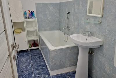 Inchiriez apartament 2 cam Inchiriez apartament 2 cam - 4