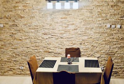 Casă cu 3 camere cu Teren 200 Mp în Central - 3