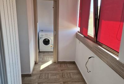 Apartament cu 3 camere decomandat în Valea Adâncă - 4