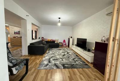 Casă cu 5 camere cu Teren 1269 Mp în Boldești - 8