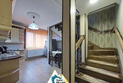 Apartament spectaculos cu 2 dormitoare pe 2 nivele la Boul Rosu - 2