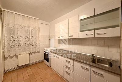 Apartament cu 3 camere, centrala proprie, zona Soarelui - 13