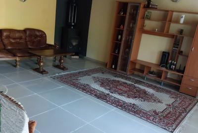 Casă cu 3 camere în Bătrâni - 4