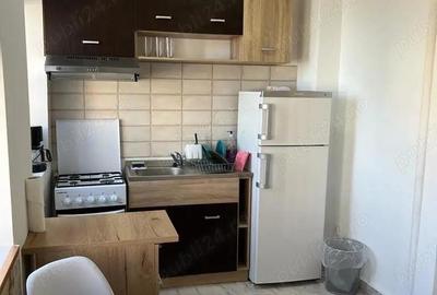 Apartament cu 2 camere semidecomandat în Tei - 1