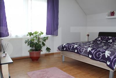 Casa cu etaj ?i spa?iu comercial, vedere la partia de sc - 11