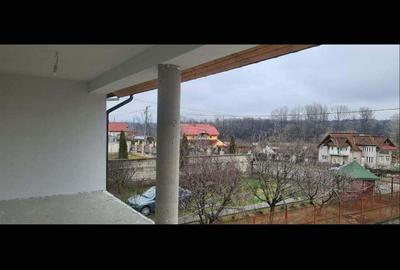 Casă cu 5 camere în Bârsești - 7