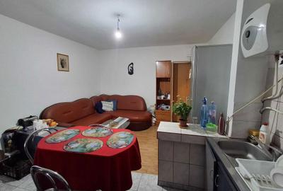 Apartament cu 3 camere decomandat în Vidra - 2
