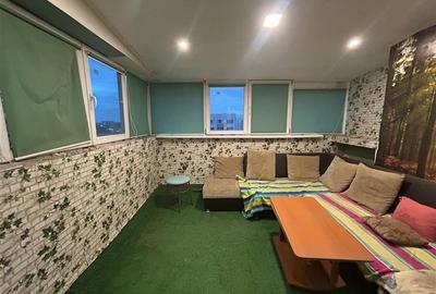 Apartament cu 3 camere semidecomandat, mobilat în Pantelimon