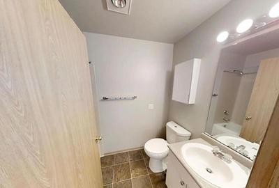 Apartament 3 camere, decomandat - zona Tractorul - 7