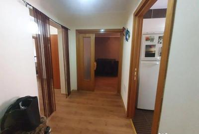 Apartament cu 3 camere decomandat în Central - 9
