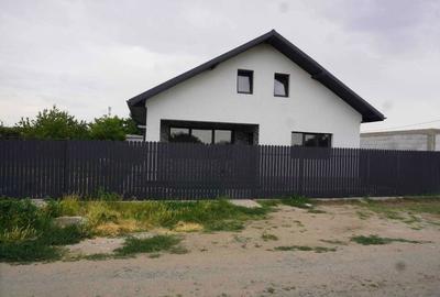 Casă cu 3 camere în Amara - 1