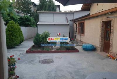 Casa tip Parter cu spatiu comerical zona Centrala - 3