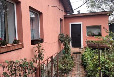 Casă cu 4 camere decomandat în Ultracentral - 8