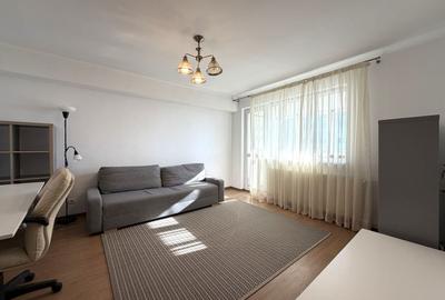 Apartament cu 3 camere decomandat, mobilat în Victoriei