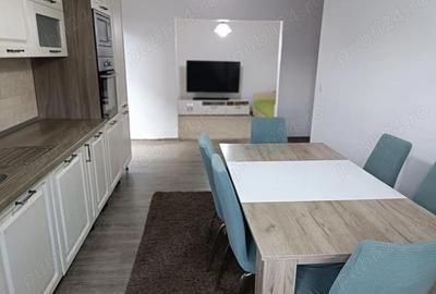 Apartament cu 3 camere decomandat în Central - 1
