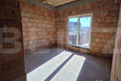 Casă cu 3 camere cu Teren 500 Mp în Unirea - 9