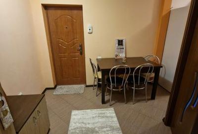 Garsonieră decomandată în Central - 1