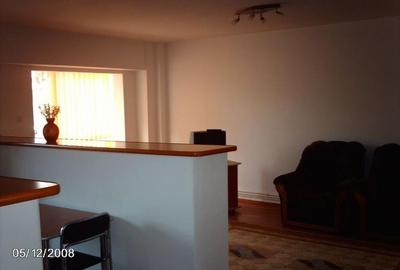 3 camere Racadau-intrare,etaj intermediar,140000 Euro - 1