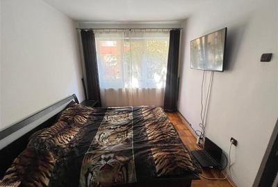 Etaj 1 , 2 camere Sagului -Dambovita centrala proprie - 5