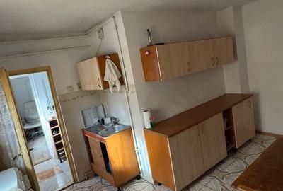 Casă cu 5 camere cu Teren 200 Mp în Central - 5